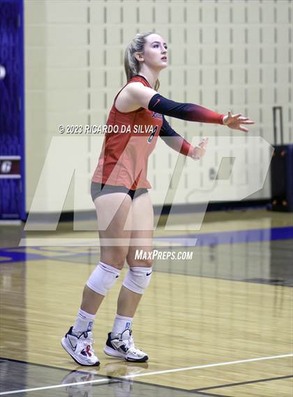 Thumbnail 2 in Seven Lakes vs Fort Bend Austin (UIL 6A Bi-District Playoff) photogallery.
