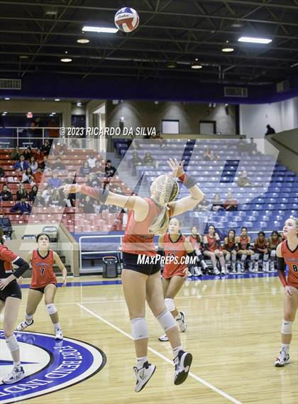 Thumbnail 1 in Seven Lakes vs Fort Bend Austin (UIL 6A Bi-District Playoff) photogallery.