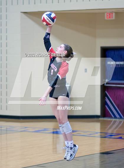 Thumbnail 3 in Seven Lakes vs Fort Bend Austin (UIL 6A Bi-District Playoff) photogallery.
