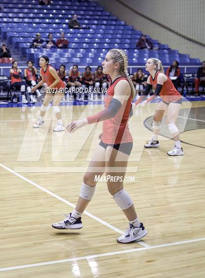 Thumbnail 3 in Seven Lakes vs Fort Bend Austin (UIL 6A Bi-District Playoff) photogallery.