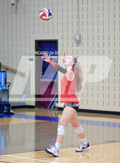 Thumbnail 1 in Seven Lakes vs Fort Bend Austin (UIL 6A Bi-District Playoff) photogallery.