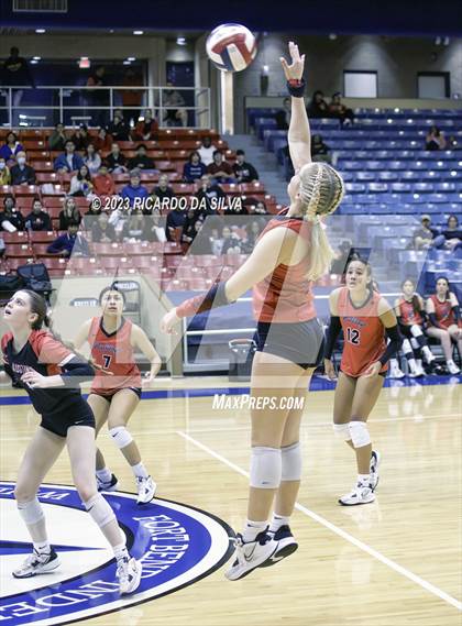 Thumbnail 2 in Seven Lakes vs Fort Bend Austin (UIL 6A Bi-District Playoff) photogallery.