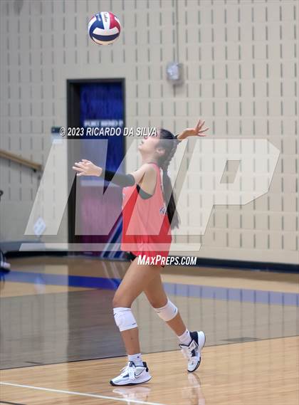 Thumbnail 3 in Seven Lakes vs Fort Bend Austin (UIL 6A Bi-District Playoff) photogallery.