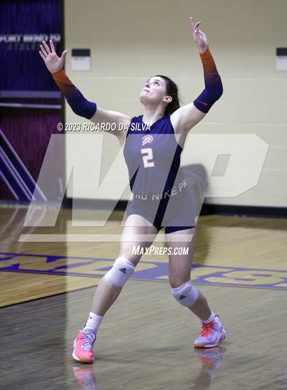 Thumbnail 2 in Seven Lakes vs Fort Bend Austin (UIL 6A Bi-District Playoff) photogallery.