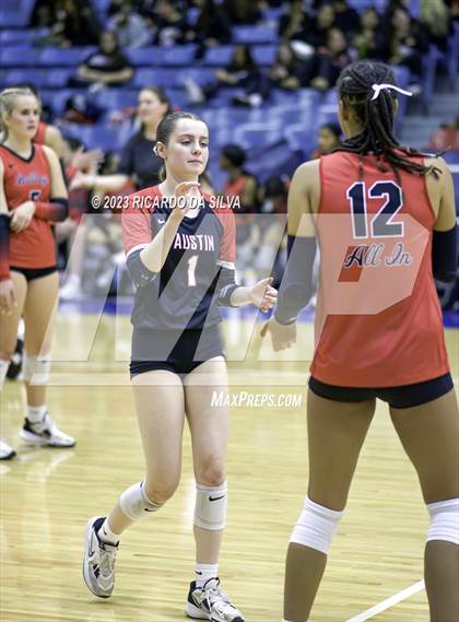 Thumbnail 1 in Seven Lakes vs Fort Bend Austin (UIL 6A Bi-District Playoff) photogallery.