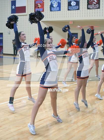 Thumbnail 3 in Seven Lakes vs Fort Bend Austin (UIL 6A Bi-District Playoff) photogallery.