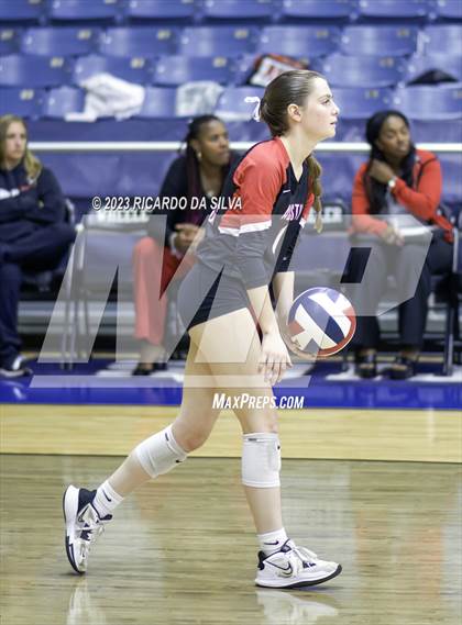 Thumbnail 3 in Seven Lakes vs Fort Bend Austin (UIL 6A Bi-District Playoff) photogallery.