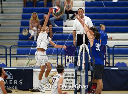 Thumbnail 3 in Laguna Beach vs. Saddleback Valley Christian (CIF SoCal Regional D3 Final) photogallery.