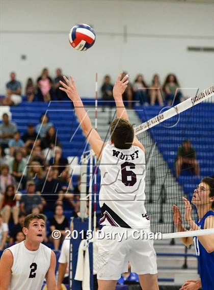 Thumbnail 3 in Laguna Beach vs. Saddleback Valley Christian (CIF SoCal Regional D3 Final) photogallery.