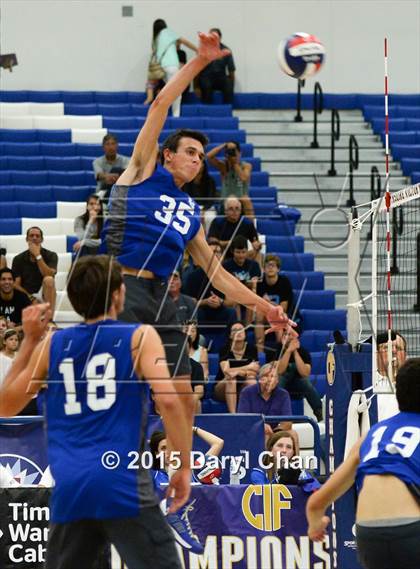 Thumbnail 1 in Laguna Beach vs. Saddleback Valley Christian (CIF SoCal Regional D3 Final) photogallery.