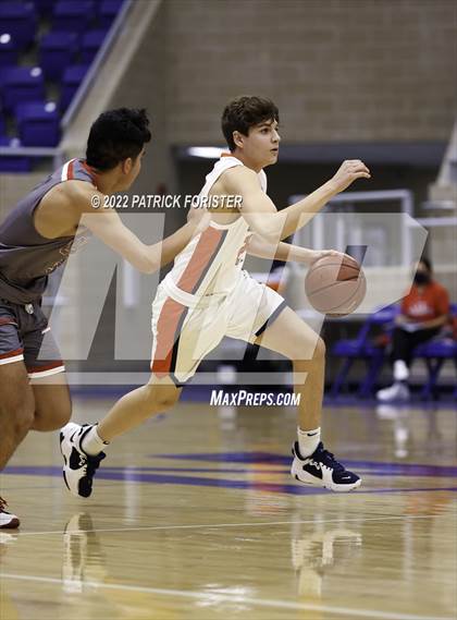 Thumbnail 2 in Lee @ Brandeis photogallery.