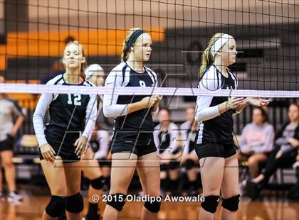 Thumbnail 1 in Howe vs. Boles (Farmersville Tournament) photogallery.