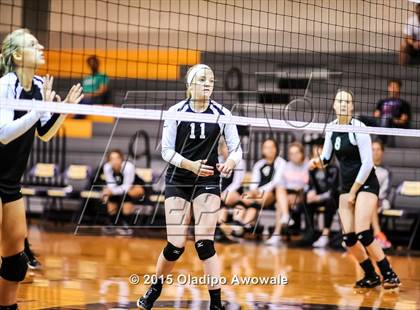 Thumbnail 1 in Howe vs. Boles (Farmersville Tournament) photogallery.