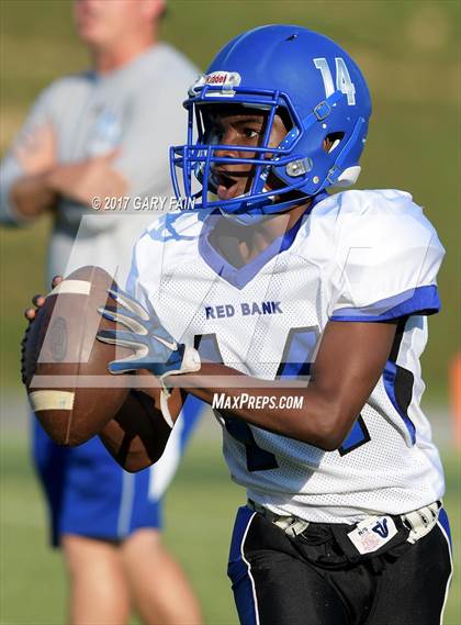 Thumbnail 3 in Red Bank @ Soddy Daisy photogallery.