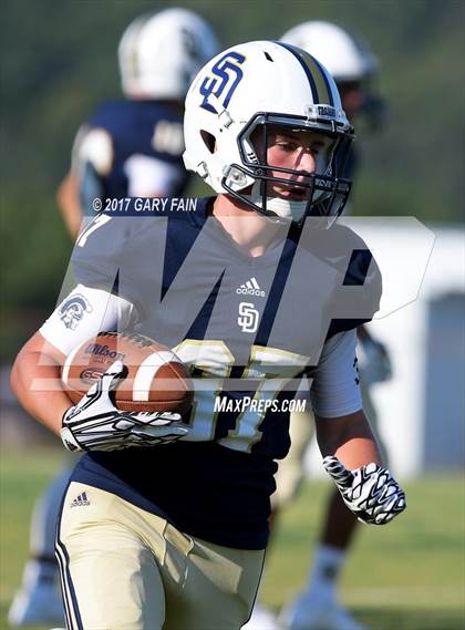 Thumbnail 3 in Red Bank @ Soddy Daisy photogallery.
