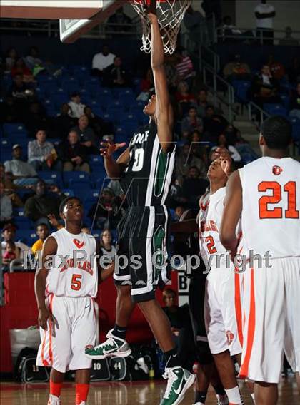 Thumbnail 2 in Douglass vs Berkner (Metroplex Thanksgiving Hoopfest) photogallery.