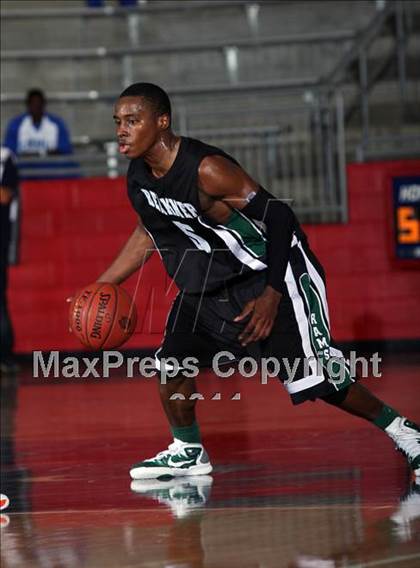 Thumbnail 3 in Douglass vs Berkner (Metroplex Thanksgiving Hoopfest) photogallery.