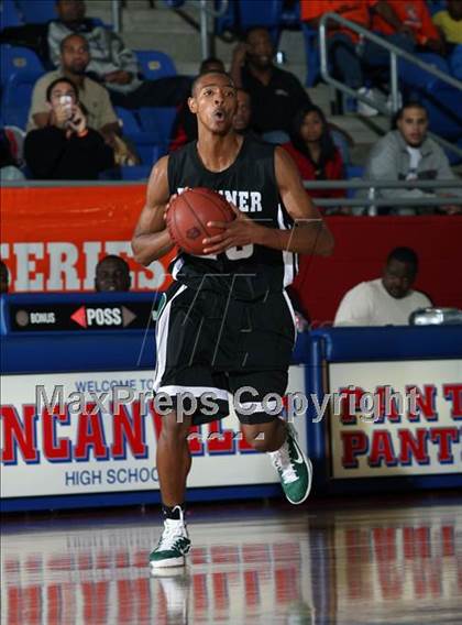 Thumbnail 1 in Douglass vs Berkner (Metroplex Thanksgiving Hoopfest) photogallery.