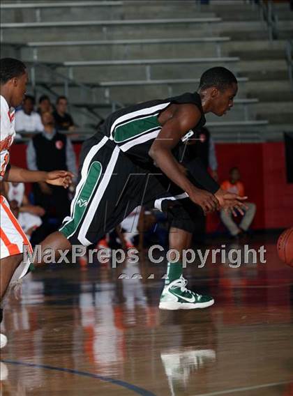 Thumbnail 3 in Douglass vs Berkner (Metroplex Thanksgiving Hoopfest) photogallery.