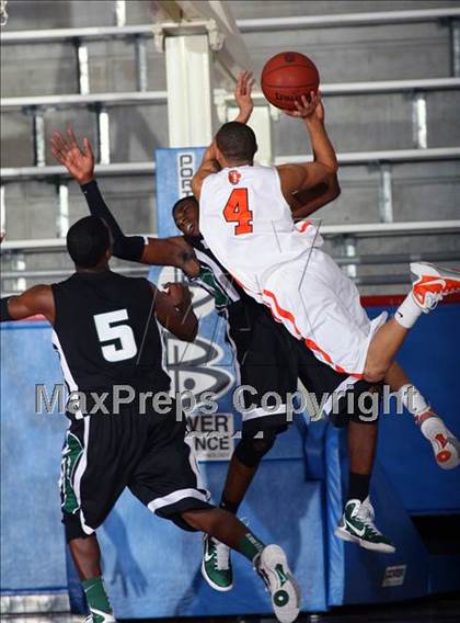 Thumbnail 2 in Douglass vs Berkner (Metroplex Thanksgiving Hoopfest) photogallery.
