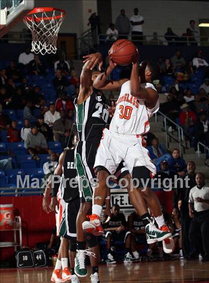 Thumbnail 2 in Douglass vs Berkner (Metroplex Thanksgiving Hoopfest) photogallery.