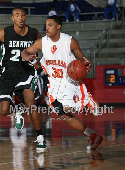 Thumbnail 2 in Douglass vs Berkner (Metroplex Thanksgiving Hoopfest) photogallery.
