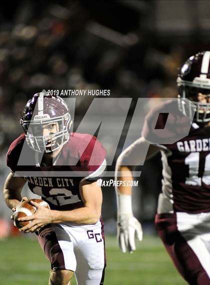 Thumbnail 2 in Garden City vs. Lindenhurst (Long Island Conference II Final) photogallery.