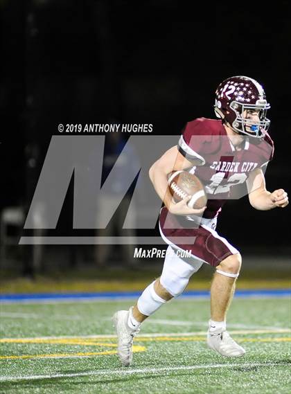 Thumbnail 1 in Garden City vs. Lindenhurst (Long Island Conference II Final) photogallery.