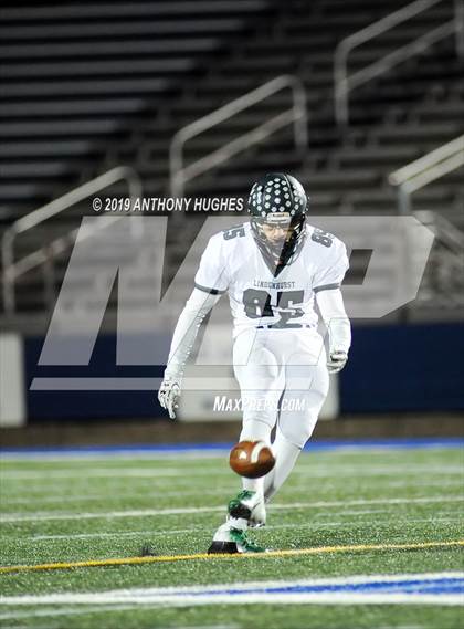 Thumbnail 2 in Garden City vs. Lindenhurst (Long Island Conference II Final) photogallery.