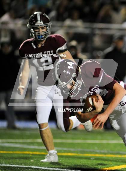 Thumbnail 1 in Garden City vs. Lindenhurst (Long Island Conference II Final) photogallery.