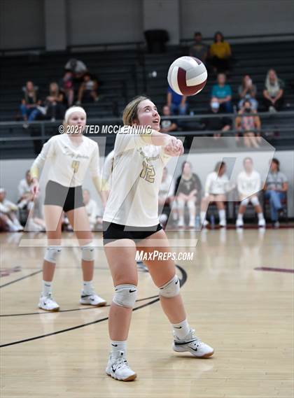 Thumbnail 2 in Clinton @ Perryville photogallery.