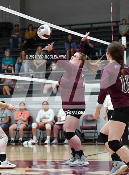 Thumbnail 2 in Clinton @ Perryville photogallery.