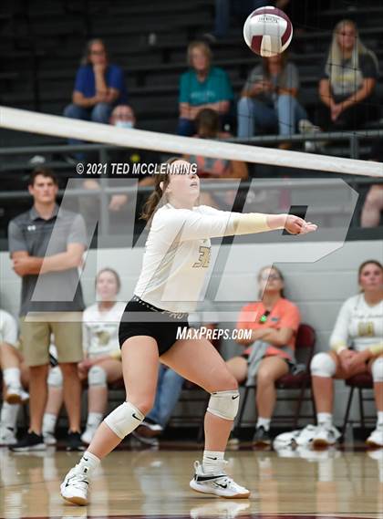Thumbnail 3 in Clinton @ Perryville photogallery.
