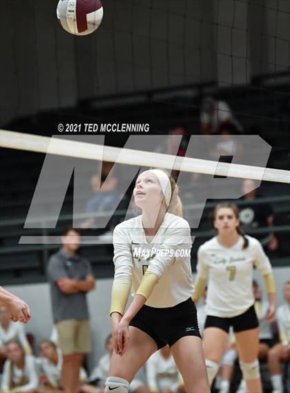 Thumbnail 2 in Clinton @ Perryville photogallery.