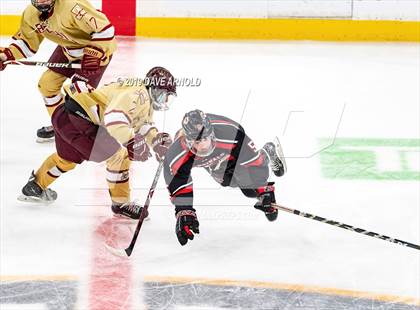 Thumbnail 1 in Boston College High vs Pope Francis (MIAA Division 1A State FInal) photogallery.