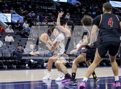 Thumbnail 1 in Bishop Alemany vs Crespi (Trinity-Mission League Showcase) photogallery.