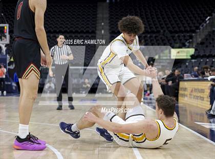 Thumbnail 3 in Bishop Alemany vs Crespi (Trinity-Mission League Showcase) photogallery.