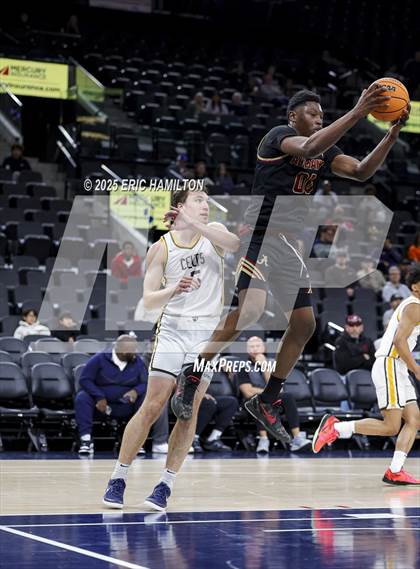 Thumbnail 2 in Bishop Alemany vs Crespi (Trinity-Mission League Showcase) photogallery.