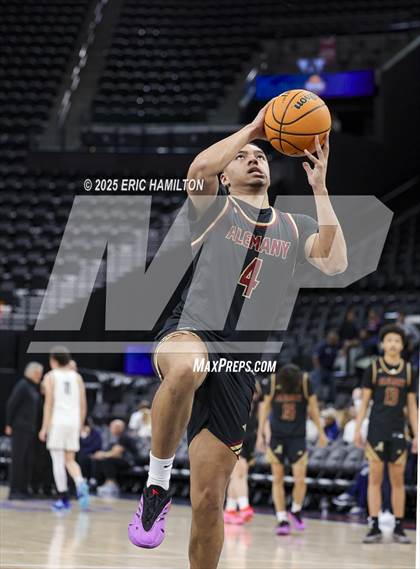 Thumbnail 3 in Bishop Alemany vs Crespi (Trinity-Mission League Showcase) photogallery.