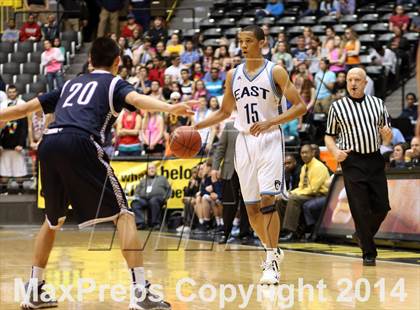 Thumbnail 1 in East vs. Blue Valley North (KSHSAA 6A Quarterfinal) photogallery.