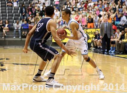 Thumbnail 1 in East vs. Blue Valley North (KSHSAA 6A Quarterfinal) photogallery.