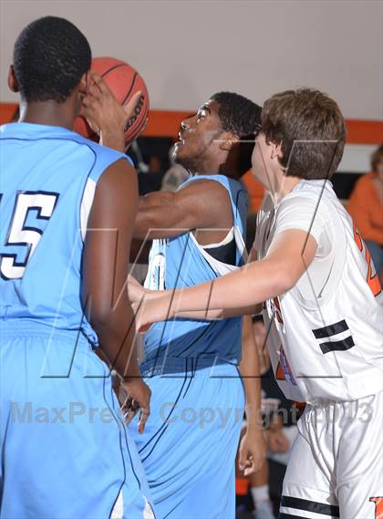 Thumbnail 1 in Burbank @ Foothill (Hoops For Human Fund) photogallery.