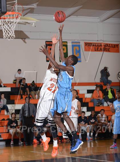 Thumbnail 1 in Burbank @ Foothill (Hoops For Human Fund) photogallery.