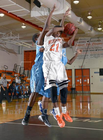 Thumbnail 3 in Burbank @ Foothill (Hoops For Human Fund) photogallery.