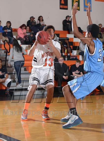 Thumbnail 1 in Burbank @ Foothill (Hoops For Human Fund) photogallery.