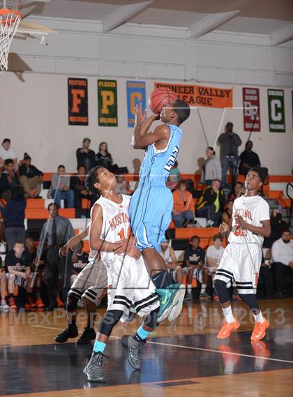 Thumbnail 3 in Burbank @ Foothill (Hoops For Human Fund) photogallery.