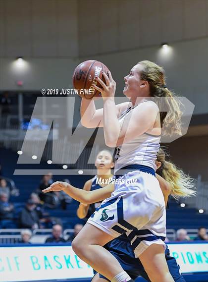 Thumbnail 1 in San Marcos vs. La Costa Canyon (CIF SDS D1 Final) photogallery.
