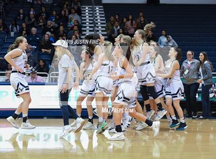 Thumbnail 2 in San Marcos vs. La Costa Canyon (CIF SDS D1 Final) photogallery.