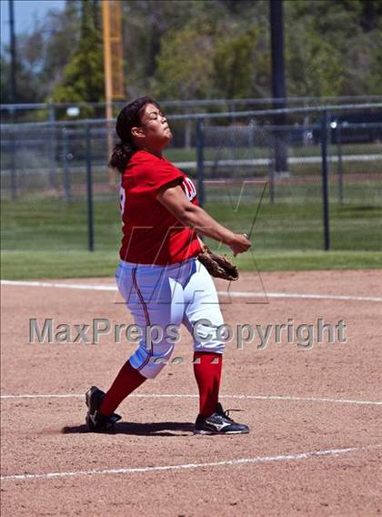 Thumbnail 2 in St. Francis vs. Lodi photogallery.