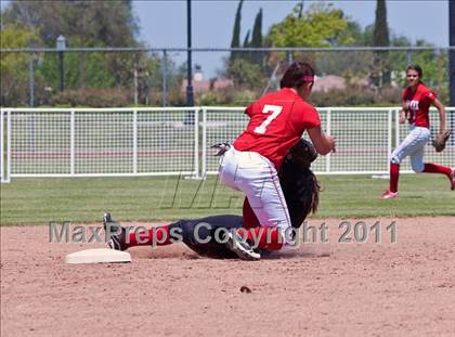 Thumbnail 2 in St. Francis vs. Lodi photogallery.